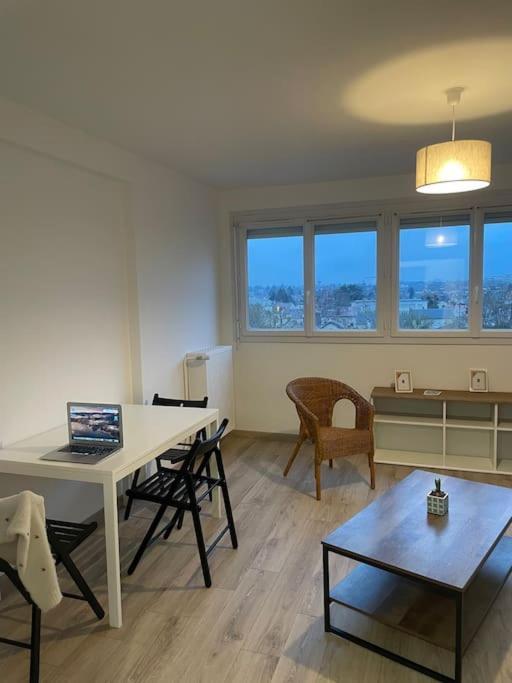 Appartement A Orleans Paisible ภายนอก รูปภาพ